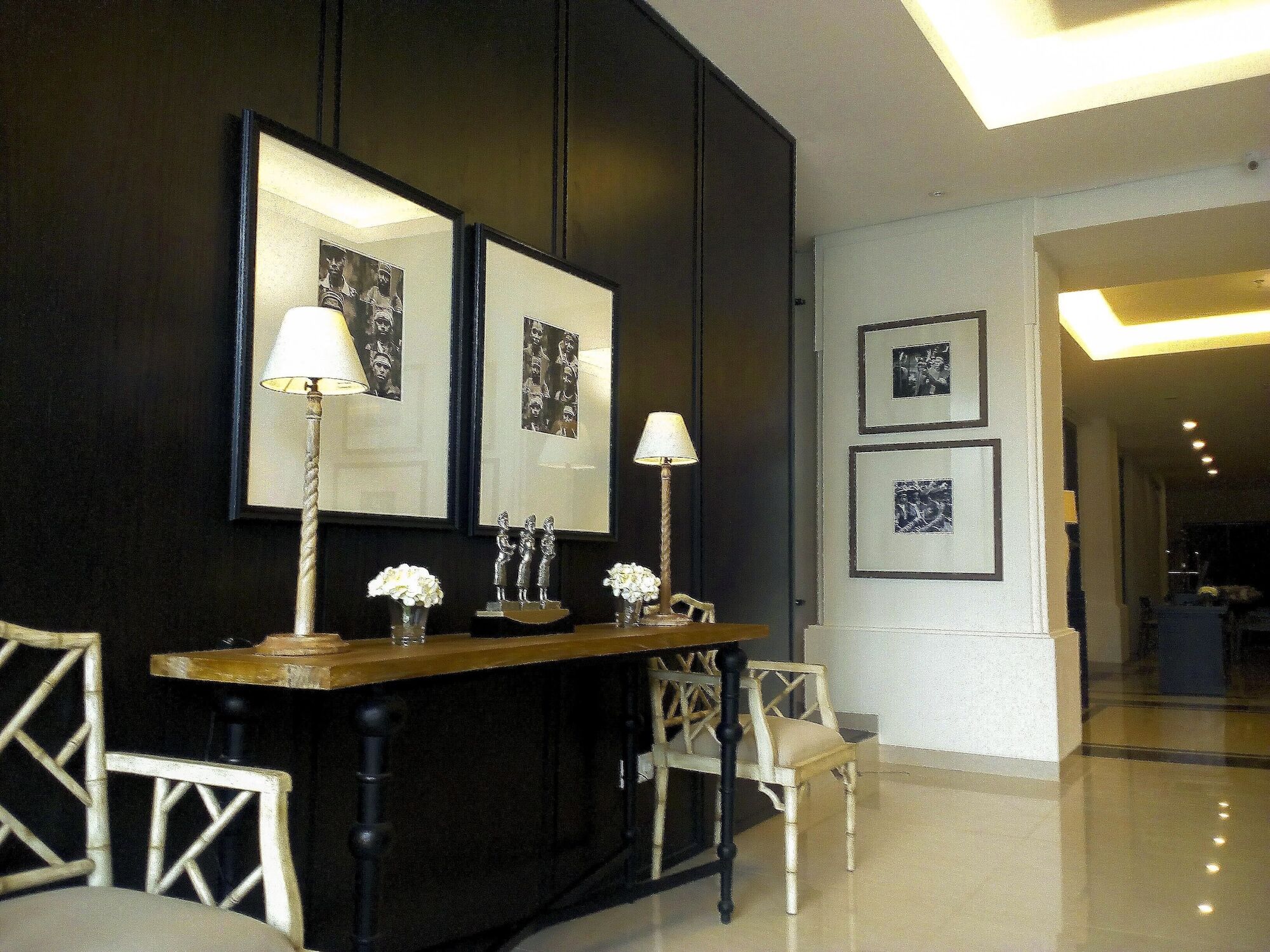 M Hotel Sorong Esterno foto